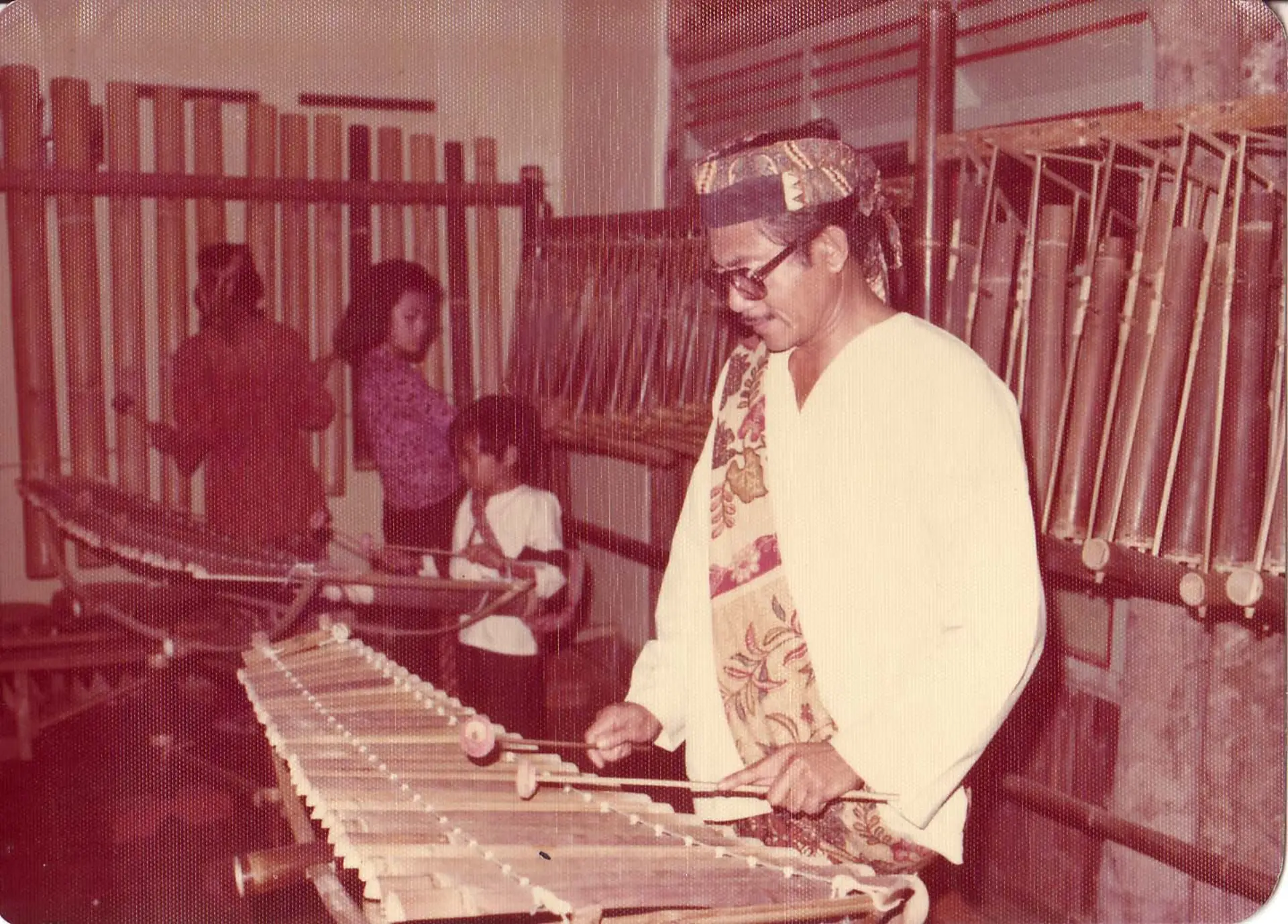 Abah Udjo masalalu
